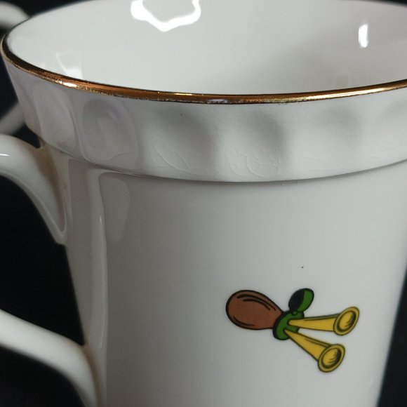 Staffordshire Tea Cups LOT of 4 with Antique Cars Victorian People and Gold Gild - Picture 14 of 15